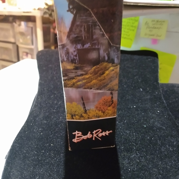 Bob Ross 300 Piece Jigsaw Puzzle Rustic Barn - Picture 5 of 6